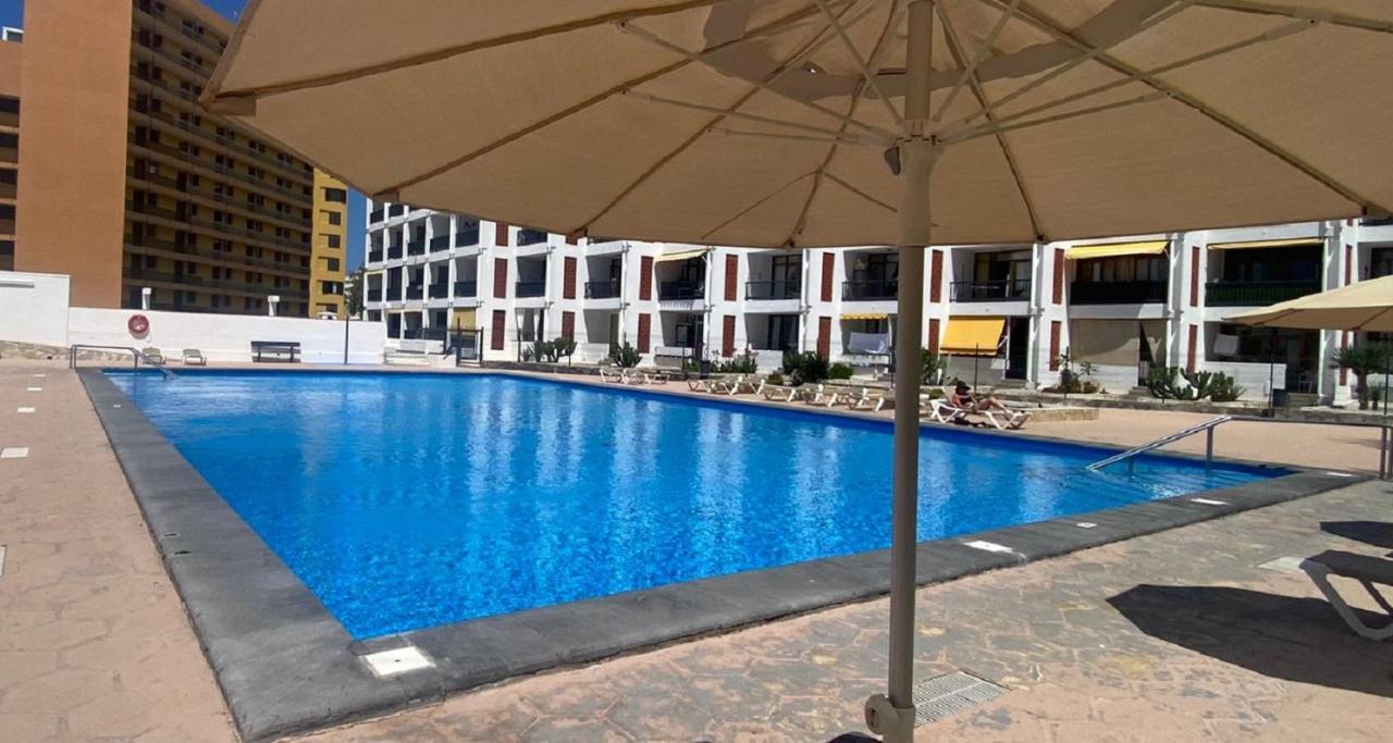 Beach And Pool In Playa De Las Americas Appartement Buitenkant foto